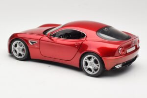 Alfa Romeo 8C Competizione Rouge Bburago 1:18 18-11021 Métal — image 7 sur 8