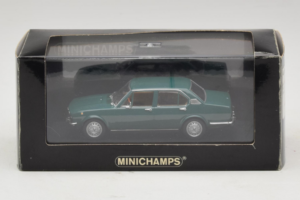 Alfa Romeo Alfetta 1.8 Vert Minichamps 1:43 400120204 Métal — image 4 sur 4