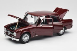 Alfa Romeo Giulia 1300 Rouge Foncé Minichamps 1:18 180120906 Métal — image 2 sur 8