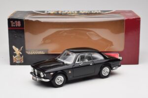 Alfa Romeo Giulia Sprint GTA Noir Road Signature 1:18 92348 Métal — image 8 sur 8