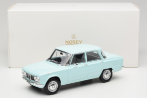 Alfa Romeo Giulia TI 105 Sky Blue Norev 1:18 187974 Métal — image 7 sur 7