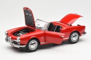 Alfa Romeo Giulietta 1300 Spider Rouge AUTOart 1:18 70157 Métal — image 2 sur 8