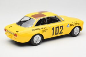 Alfa Romeo GTA 1300 #102 Squadra Corse R. Zanetti / M. Ruspa / Monzeglio Targa Florio 1971 Minichamps 1:18 155711202 Métal — image 2 sur 6