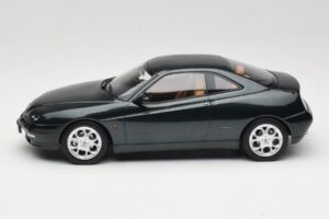 Alfa Romeo GTV 916 Coventry Green Metallic Norev 1:18 187842 Métal — image 3 sur 6