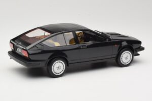 Alfa Romeo GTV6 2.5 Noir Laudoracing-Models 1:18 LM110C Métal — image 2 sur 6