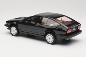 Alfa Romeo GTV6 2.5 Noir Laudoracing-Models 1:18 LM110C Métal — image 5 sur 6