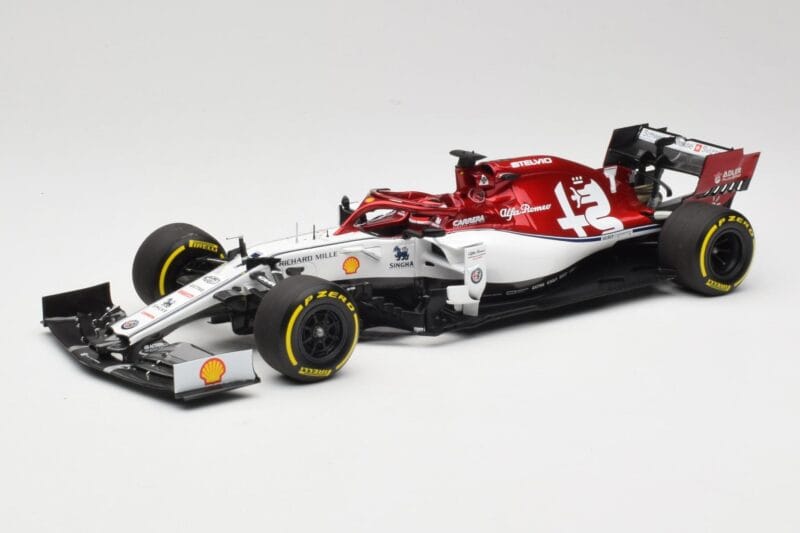 Alfa Romeo Racing C38 #7 K. Raikkonen F1 2019 Minichamps 1:18 110190007 Métal