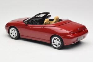 Alfa Romeo Spider 916 Proteo Red Metallic Norev 1:18 187854 Métal — image 5 sur 6
