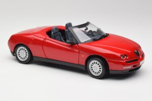 Alfa Romeo Spider 916 Alfa Rouge Maisto 1:18 50278 Métal — image 6 sur 8