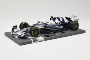 AlphaTauri AT03 #10 P. Gasly Bahrain GP 2022 Minichamps 1:18 117220110 Métal — image 2 sur 6