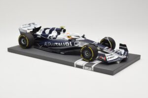 AlphaTauri AT03 #22 Y. Tsunoda Bahrain GP 2022 Minichamps 1:18 117220122 Métal — image 4 sur 6