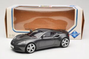 Artega GT Grey Metallic Revell 1:18 09024 Métal — image 8 sur 8