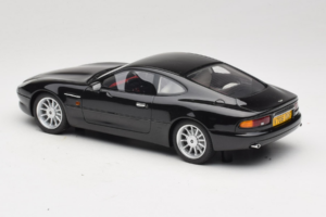 Aston Martin DB7 Bowland Black Cult Models 1:18 CML187-2 Résine — image 5 sur 6
