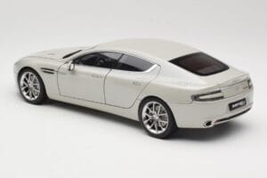 Aston Martin Rapide S Silver Fox AUTOart 1:18 70258 Métal — image 7 sur 8