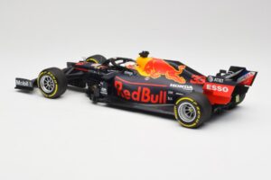 Aston Martin Red Bull Racing RB15 #33 M. Verstappen Winner Brazil GP 2019 Minichamps 1:18 110191933 Métal — image 5 sur 6
