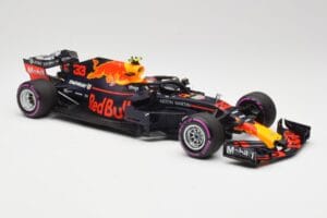 Aston Martin Red Bull Racing RB14 Tag Heuer #33 M. Verstappen Mexican GP 2018 Minichamps 1:18 110181933 Métal — image 4 sur 6