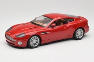 Aston Martin V12 Vanquish Rouge Bburago 1:18 34063 Métal