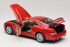 Aston Martin V12 Vanquish Rouge Bburago 1:18 33334063 Métal — image 5 sur 8