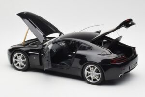 Aston Martin V8 Vantage Onyx Noir AUTOart 1:18 70202 Métal — image 5 sur 8