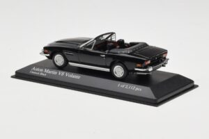 Aston Martin V8 Volante Noir Minichamps 1:43 400137730 Métal — image 3 sur 4