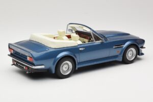 Aston Martin V8 Volante Bleu GT Spirit 1:18 GT128 Résine — image 2 sur 6