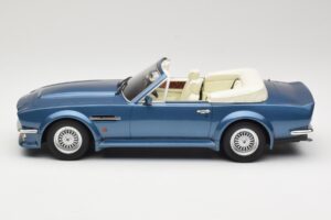 Aston Martin V8 Volante Bleu GT Spirit 1:18 GT128 Résine — image 3 sur 6