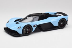 Aston Martin Valkyrie Racing Bleu GT Spirit 1:18 GT915 Résine