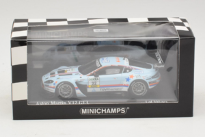 Aston Martin Vantage V12 GT3 #32 J. Stuck ADAC GT Masters 2012 Minichamps 1:43 437121332 Métal — image 5 sur 5