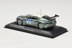 Aston Martin DBRS9 #6 M. Engel / K. Lechner ADAC 24 Hours Nurburgring 2008 Minichamps 1:43 400081306 Métal — image 3 sur 4
