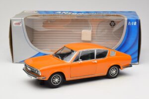 Audi 100 C1 Coupé S Orange Anson 1:18 30402 Métal — image 8 sur 8