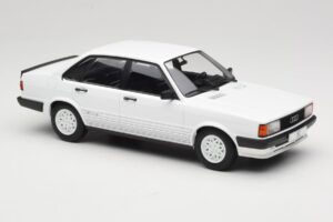 Audi 80 B2 GTE Blanc MCG 1:18 MCG18527 Métal — image 4 sur 6
