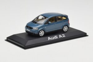 Audi A2 Blue Metallic Minichamps 1:43 20022200748005 Métal — image 2 sur 4