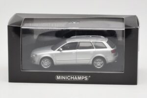 Audi A4 B7 Avant Argent Minichamps 1:43 AUDI009 Métal — image 4 sur 4