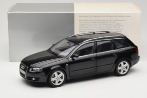 Audi A4 B8 Avant 3.2 Quattro Noir Minichamps 1:18 5010404225 Métal — image 8 sur 8