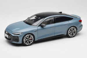 Audi A5L Sportback Bleu Grisâtre OEM 1:18 ZAM60004B Métal