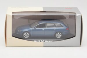 Audi A6 C6 Avant Stratos Blue Minichamps 1:43 5010406223 Métal — image 4 sur 4