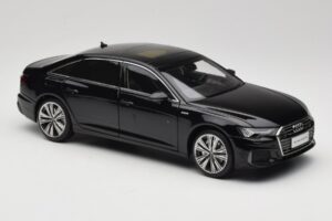 Audi A6L C8 Noir Paudi Model 1:18 42499 Métal — image 6 sur 8
