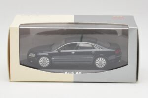 Audi A8 D3 Mauritius Bleu Metallic Minichamps 1:43 5010508123 Métal — image 4 sur 4