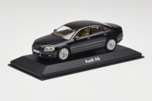 Audi A8 D3 Phantom Noir Minichamps 1:43 5010508133 Métal — image 2 sur 4