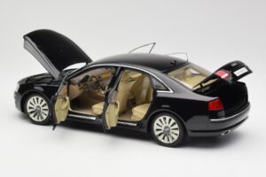 Audi A8 D3 W12 Noir Kyosho 1:18 09212BK Métal — image 5 sur 8