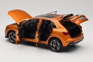Audi Q3 F3 Orange Metallic Paudi Model 1:18 05962Q32019 Métal — image 5 sur 8