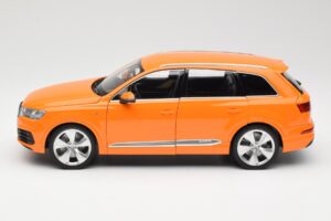 Audi Q7 4M Orange Métallisé Minichamps 1:18 110014004 Métal — image 4 sur 8