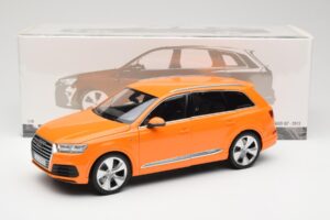 Audi Q7 4M Orange Métallisé Minichamps 1:18 110014004 Métal — image 8 sur 8