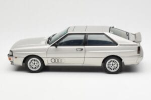 Audi Quattro LWB Argent AUTOart 1:18 70303 Métal — image 4 sur 8