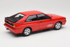 Audi Quattro Rouge Minichamps 1:18 155016124 Métal — image 2 sur 6