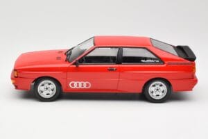 Audi Quattro Rouge Minichamps 1:18 155016124 Métal — image 3 sur 6