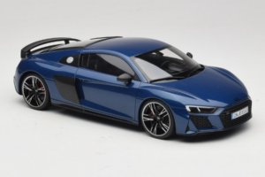 Audi R8 Ascari Blue Jada 1:18 5011918451 Métal — image 4 sur 6