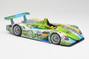 Audi R8 LMP Crocodile 2001 Maisto 1:18 35899 Métal — image 4 sur 6