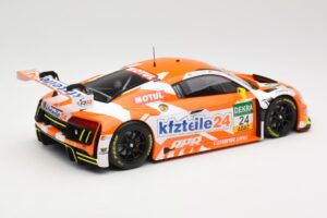 Audi R8 LMS #24 kfzteile24 L. Vanthoor / C. Stoll ADAC GT Masters 2016 Minichamps 1:18 155161124 Métal — image 2 sur 6