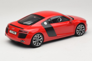 Audi R8 Rouge Kyosho 1:18 09213R Métal — image 3 sur 8
